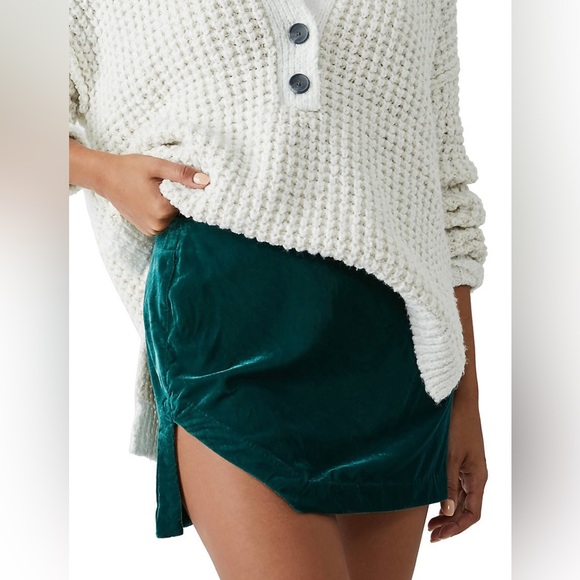Free People Annalise Velvet Mini Skirt ✨Deep Teal Size 2 | slit boho short - Picture 13 of 16